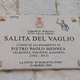 E dopo la sua morte, avvenuta per un male incurabile il 21 marzo 2013, a soli 60 anni, Barletta lo rese un simbolo cittadino. A lui sono dedicati la salita del Vaglio...